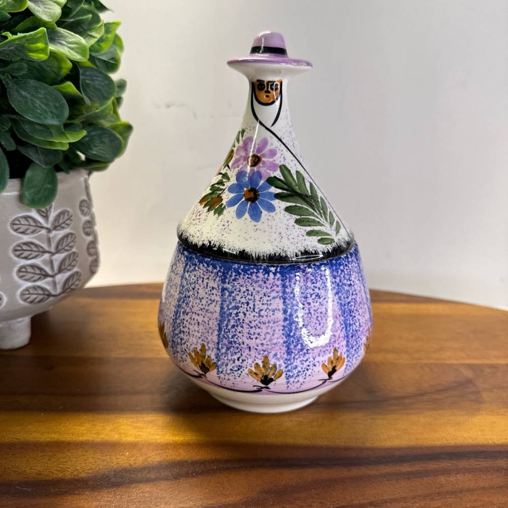 Vintage Eduardo Vega ceramic pottery lidded jar vase made in Equador.